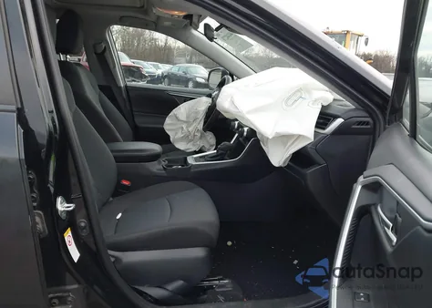 2019 Toyota Rav4 Xle from USA, damaged, VIN 2T3P1RFV6KW010615